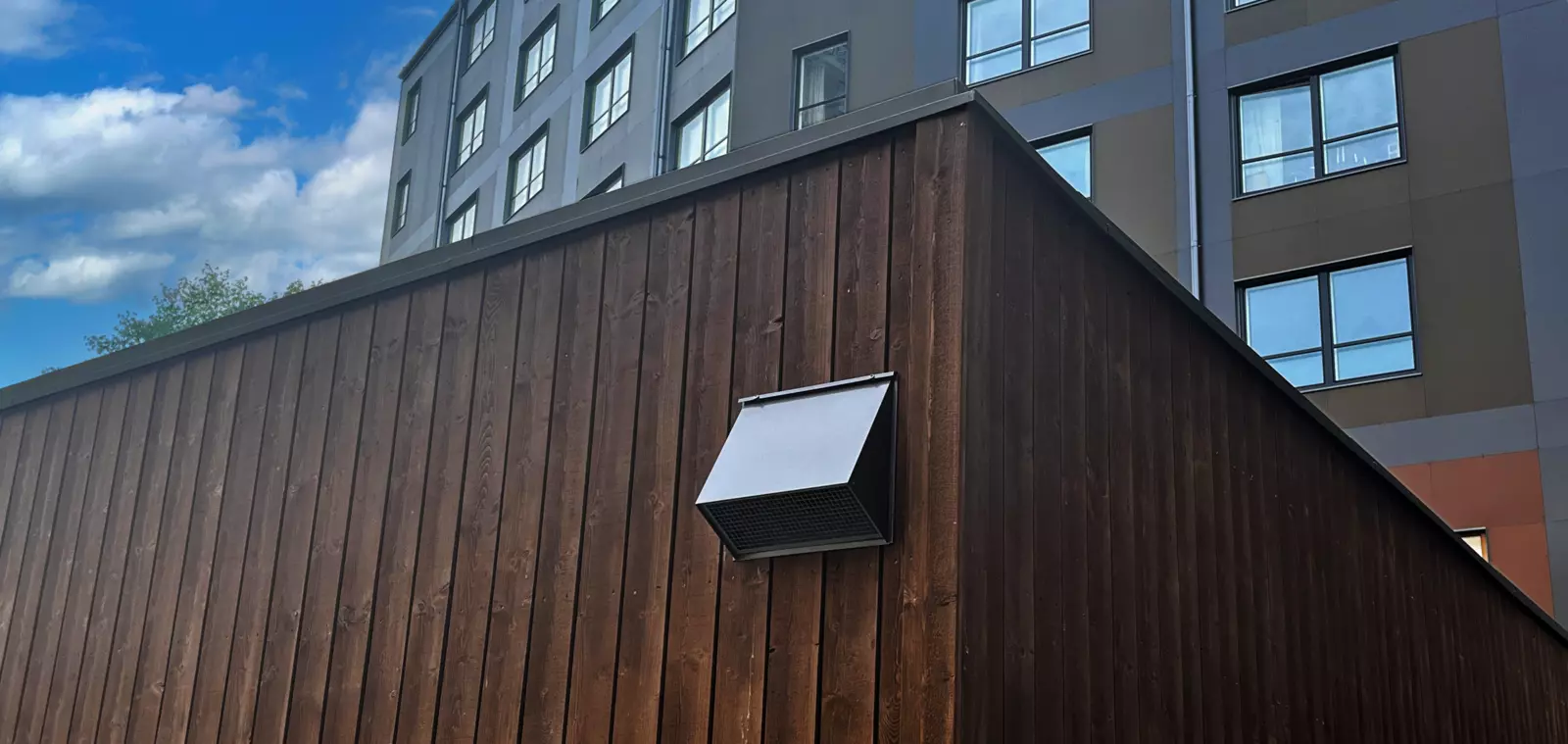 Wall hoods